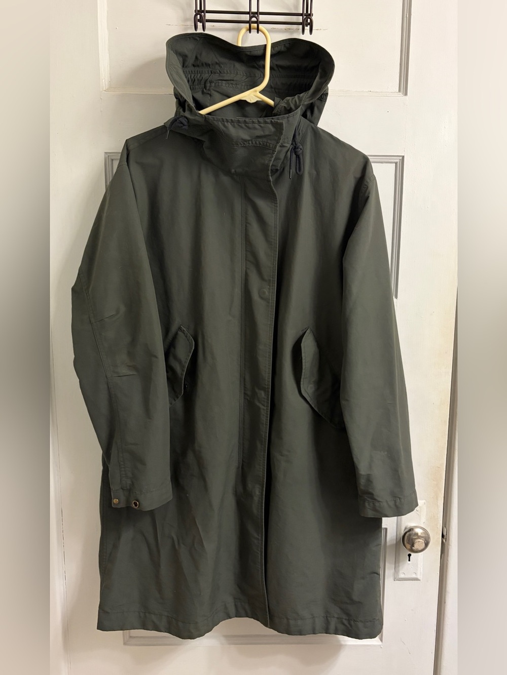 Everlane Olive Green Hooded Rain Coat